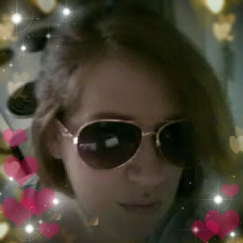 Meet your Posher, Leah